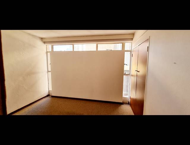 2 bed property to rent in KRUGERSDORP